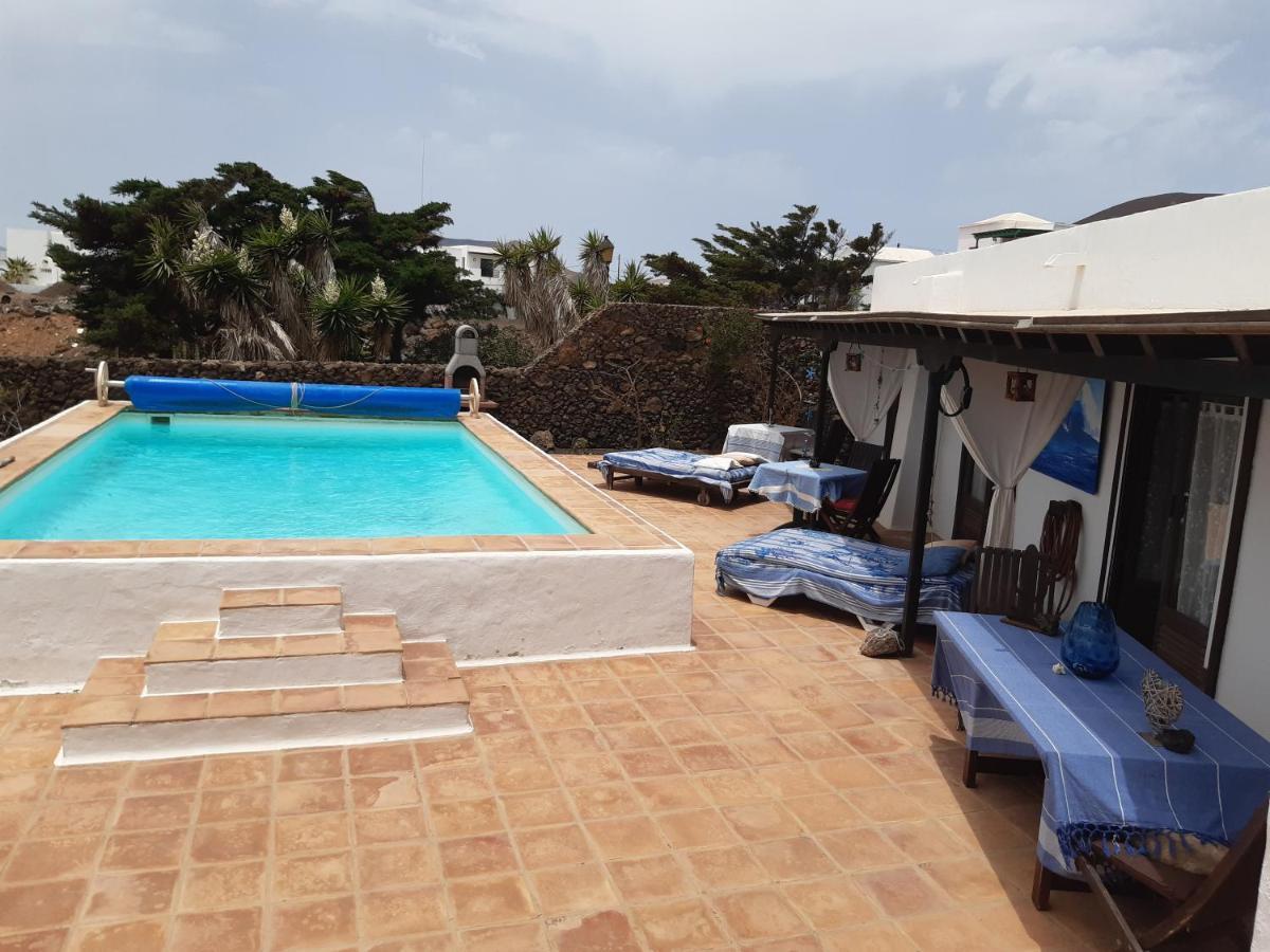 Tipica Lanzarote House Only Adults Bed & Breakfast Tías Exterior foto