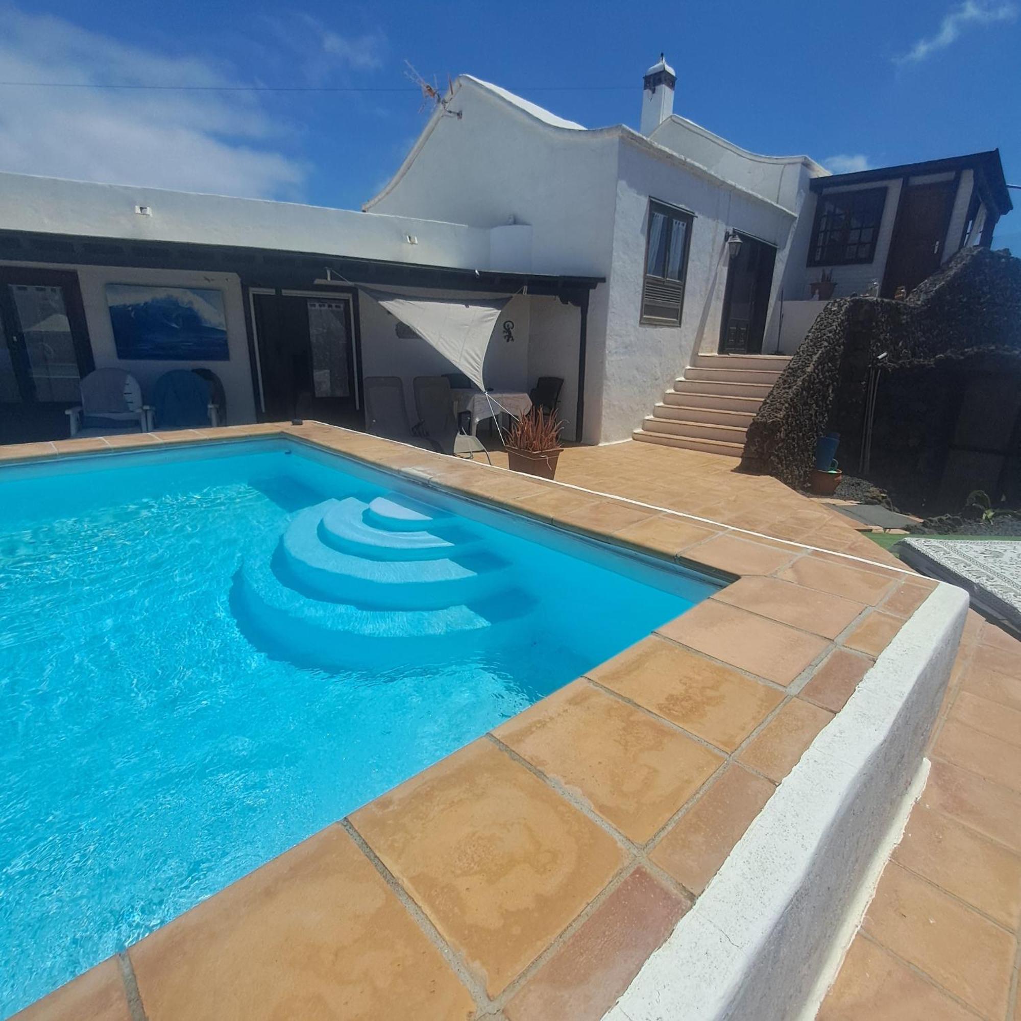 Tipica Lanzarote House Only Adults Bed & Breakfast Tías Exterior foto